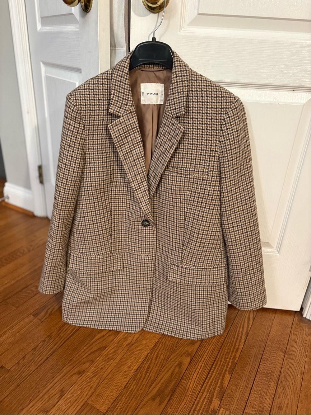 Everlane Oversized Wool Blazer in Brown Houndstooth - Picture 9 of 9